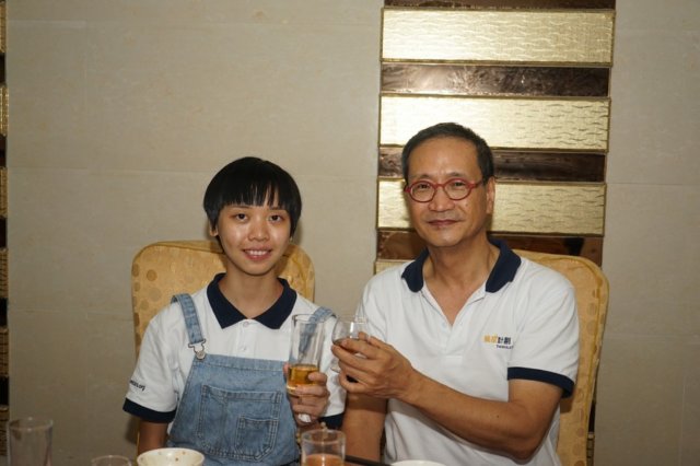 dsc00060.jpg