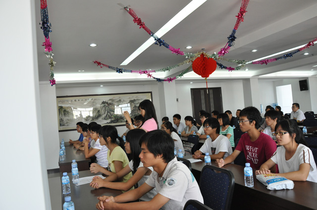201008018- 020